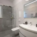 Lara Vabriga Tar-Vabriga