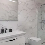 Lara Vabriga Casa de Férias