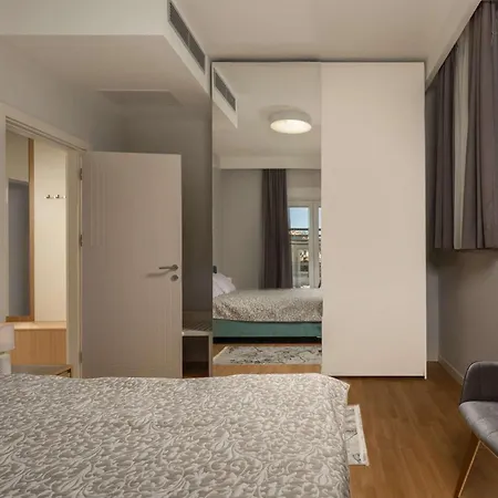 Lara Vabriga * Tar-Vabriga