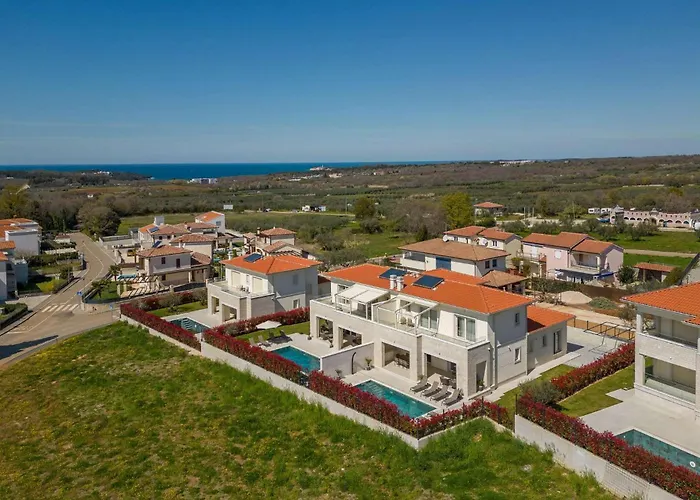 Lara Vabriga Tar-Vabriga