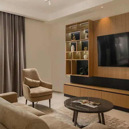 Lara Vabriga * Tar-Vabriga